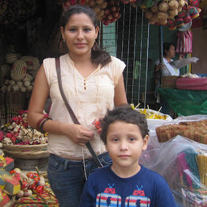 Meet your Posher, Nidia alejandra